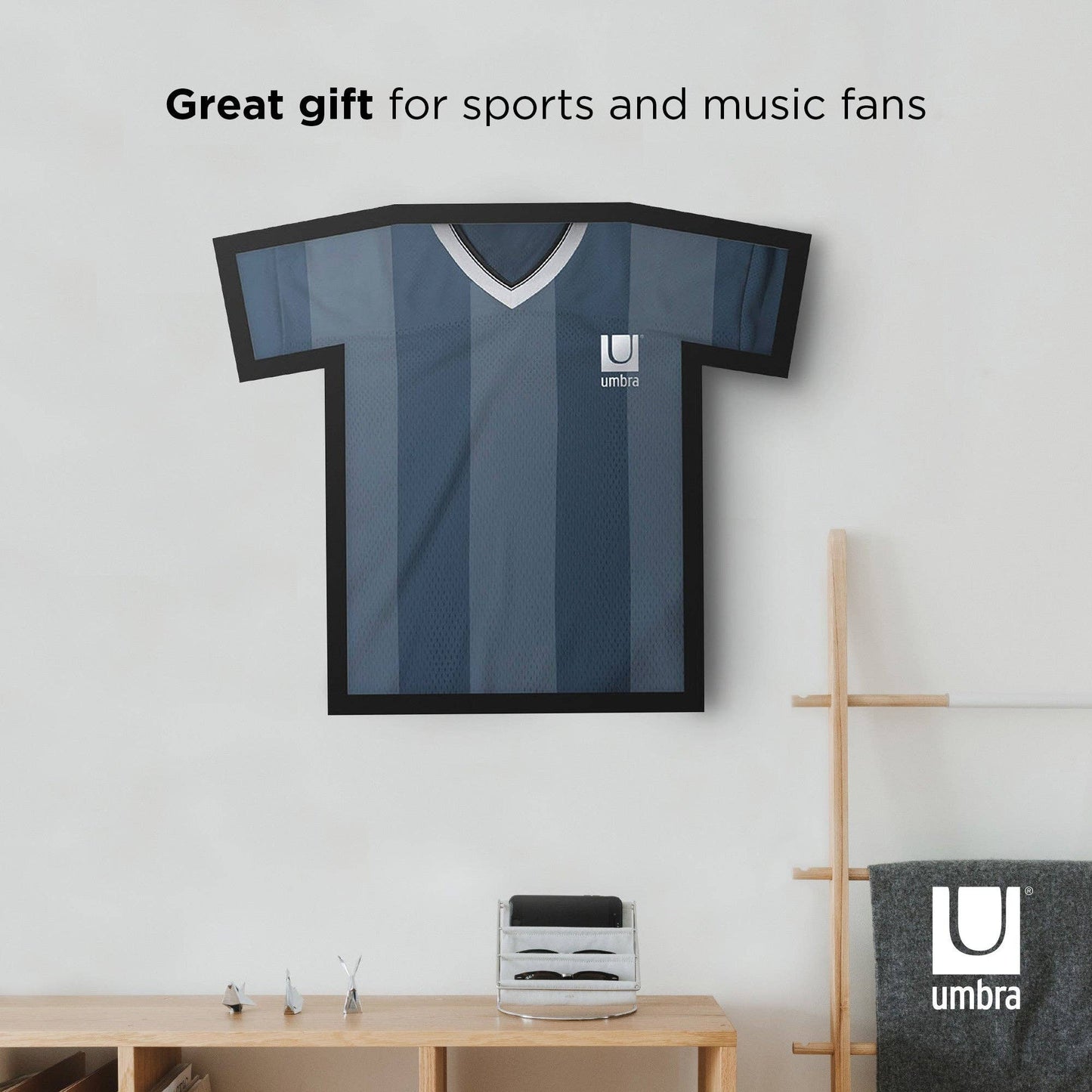 T-Frame T-Shirt Display: Black / Medium