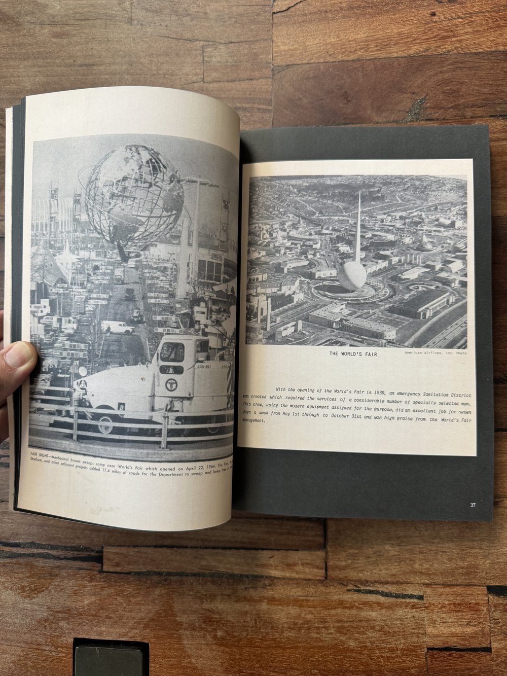 VISUAL ANNUAL REPORT by sTo Len