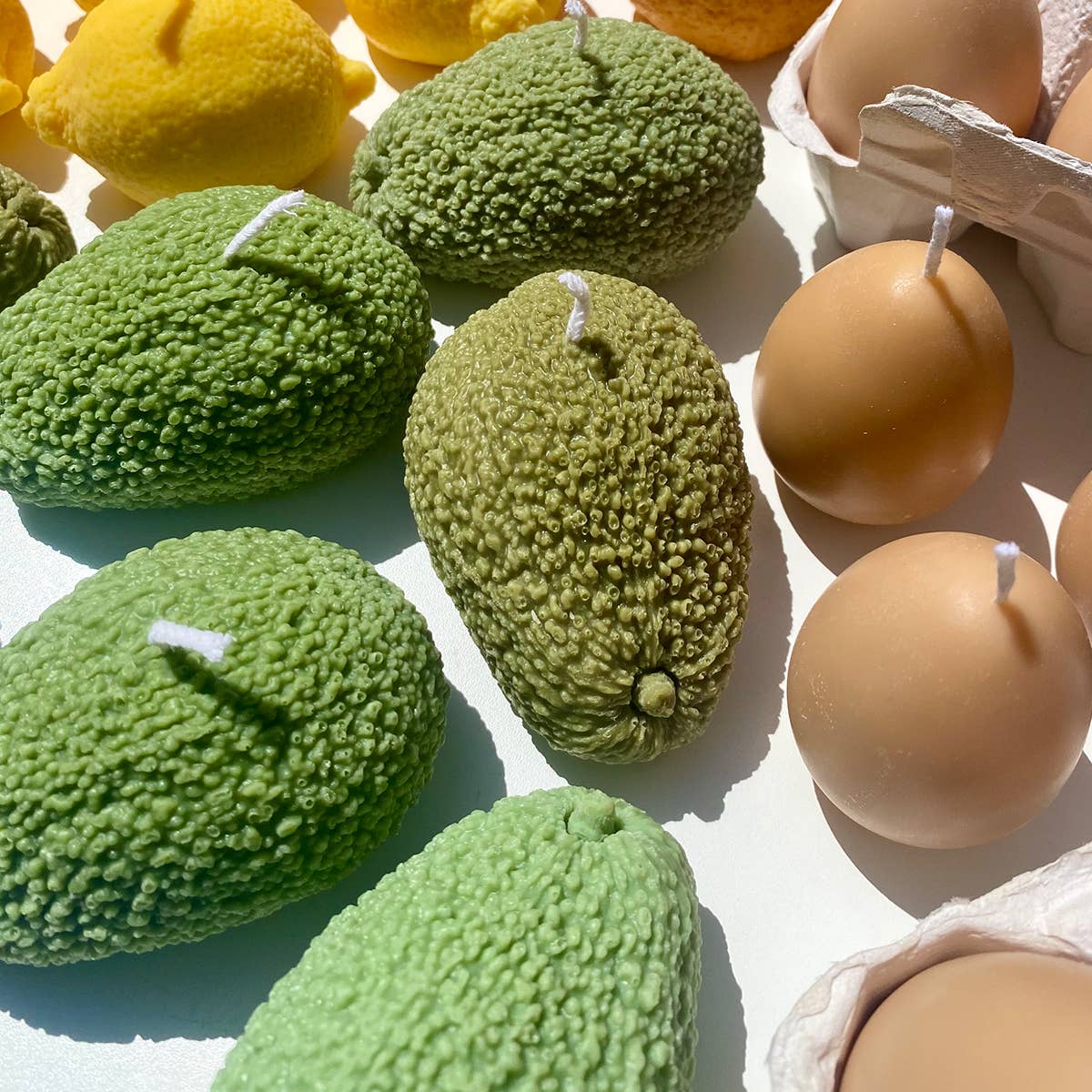Avocado Candle: Green / Sea Salt & Orchid / Single Avo
