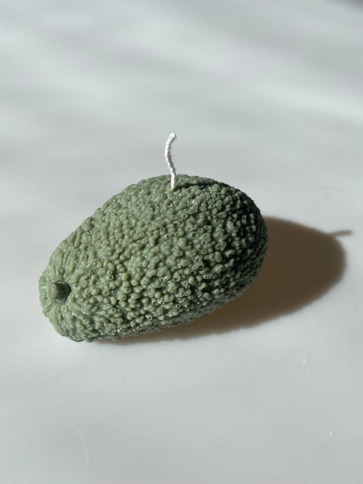 Avocado Candle: Green / Sea Salt & Orchid / Single Avo