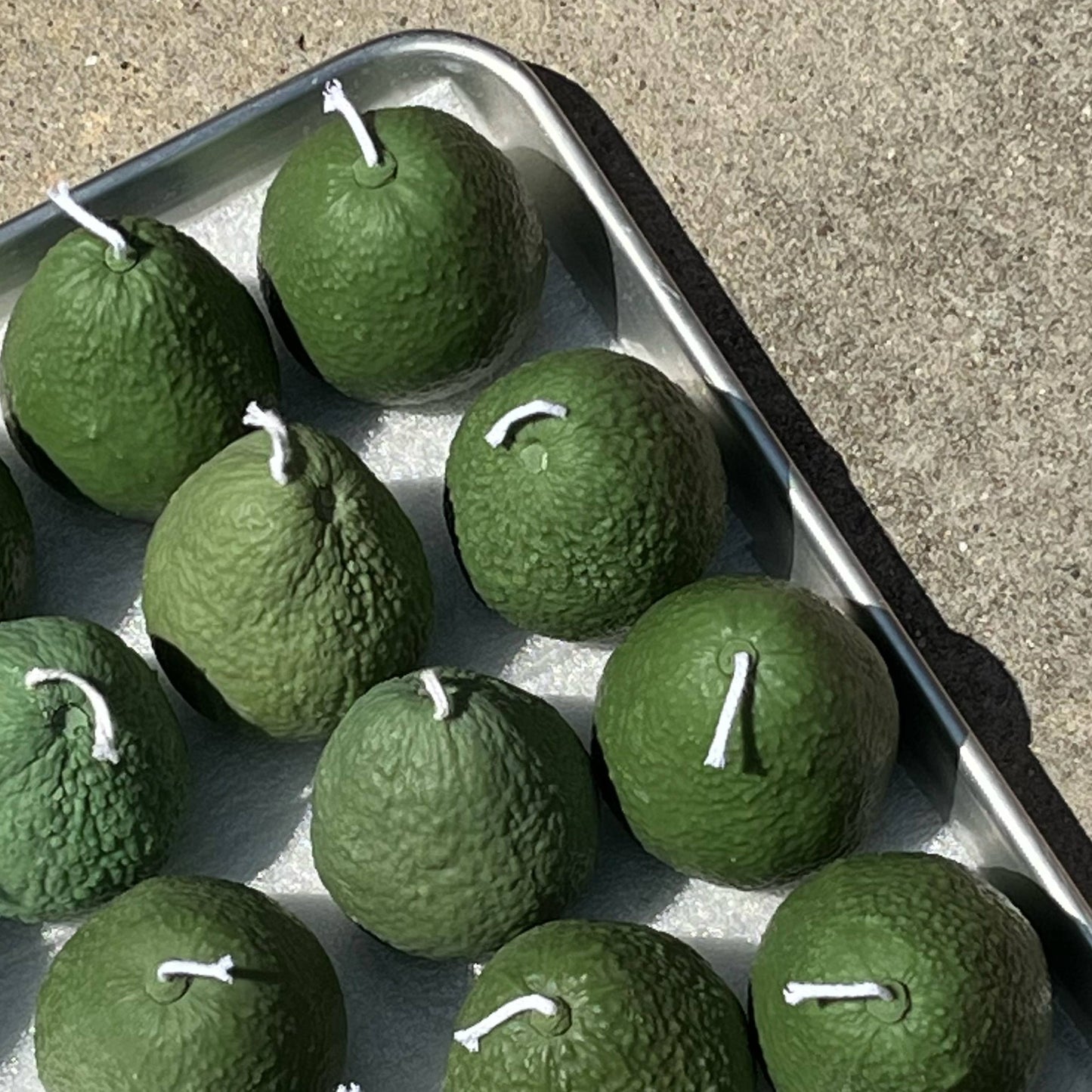 Large Avocado Candle: Green / Sea Salt and Orchid / Single Avocado