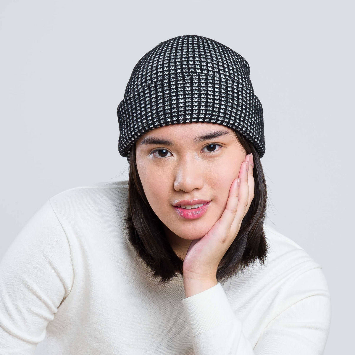 Simple Grid Knit Beanie: Fuchsia
