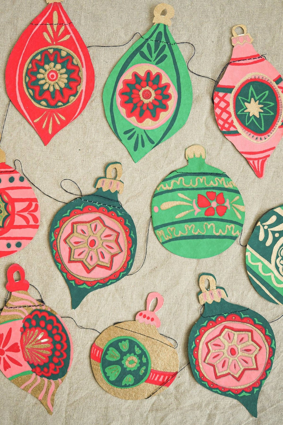 BAUBLES SEWN GARLAND