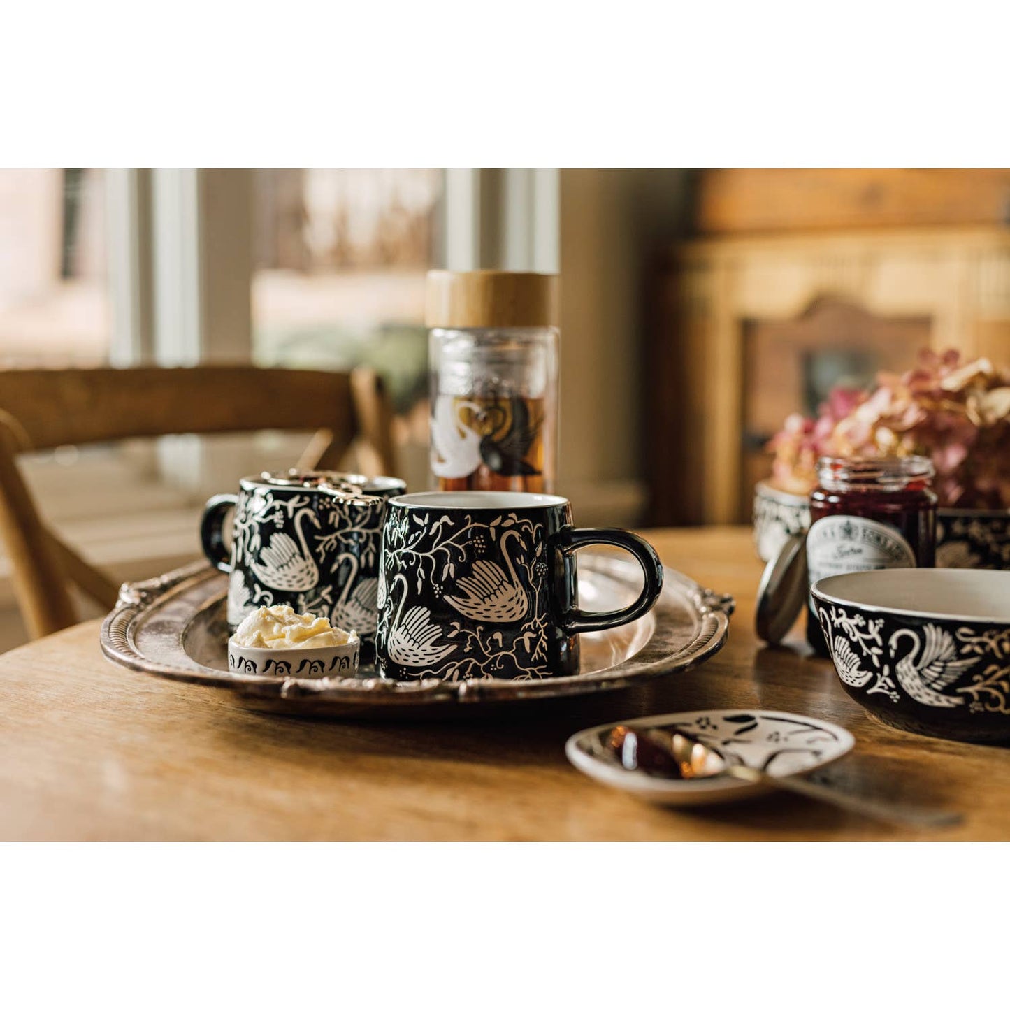 Swan Song Glass Tea Infuser Bottle
