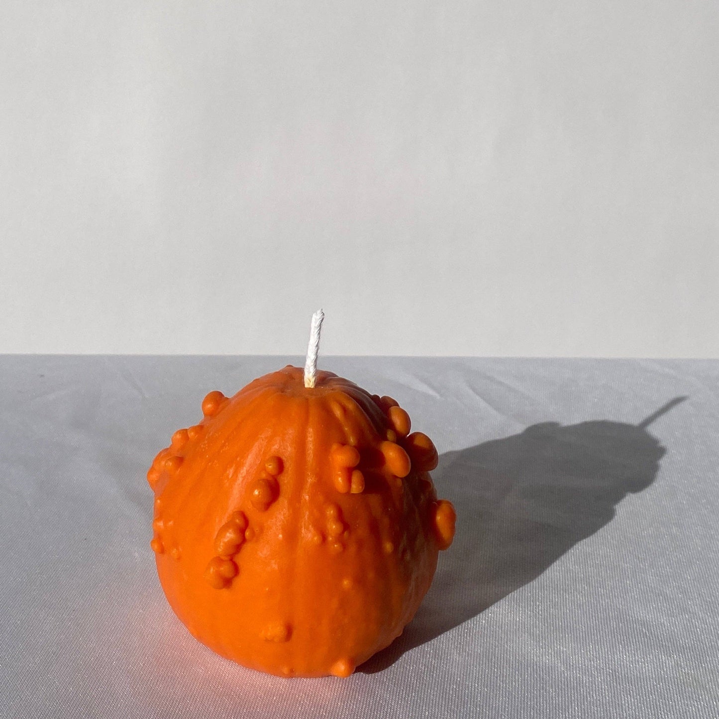 Knucklehead Gourd Candle: White / Fall