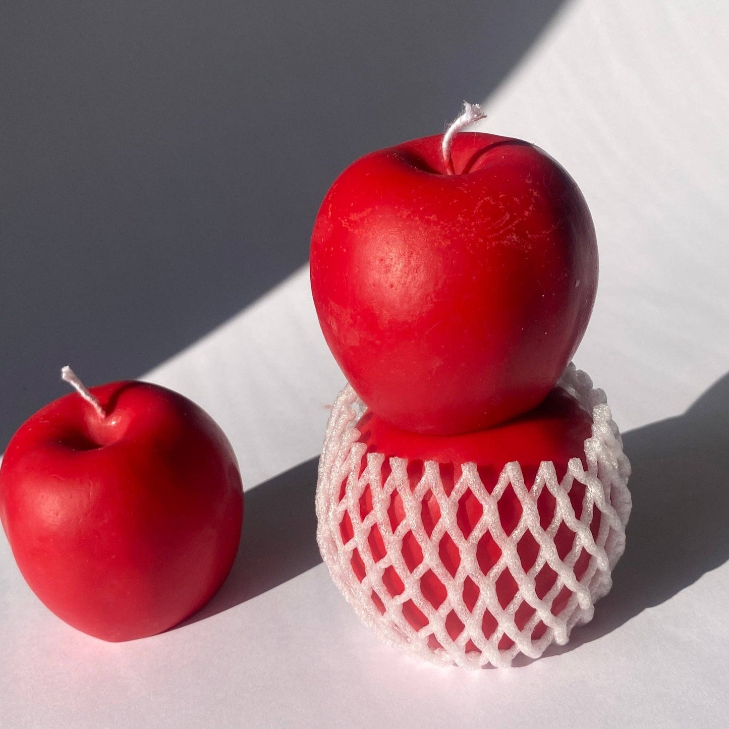 Apple Candle - Red: Red / Apple Harvest / Single Apple