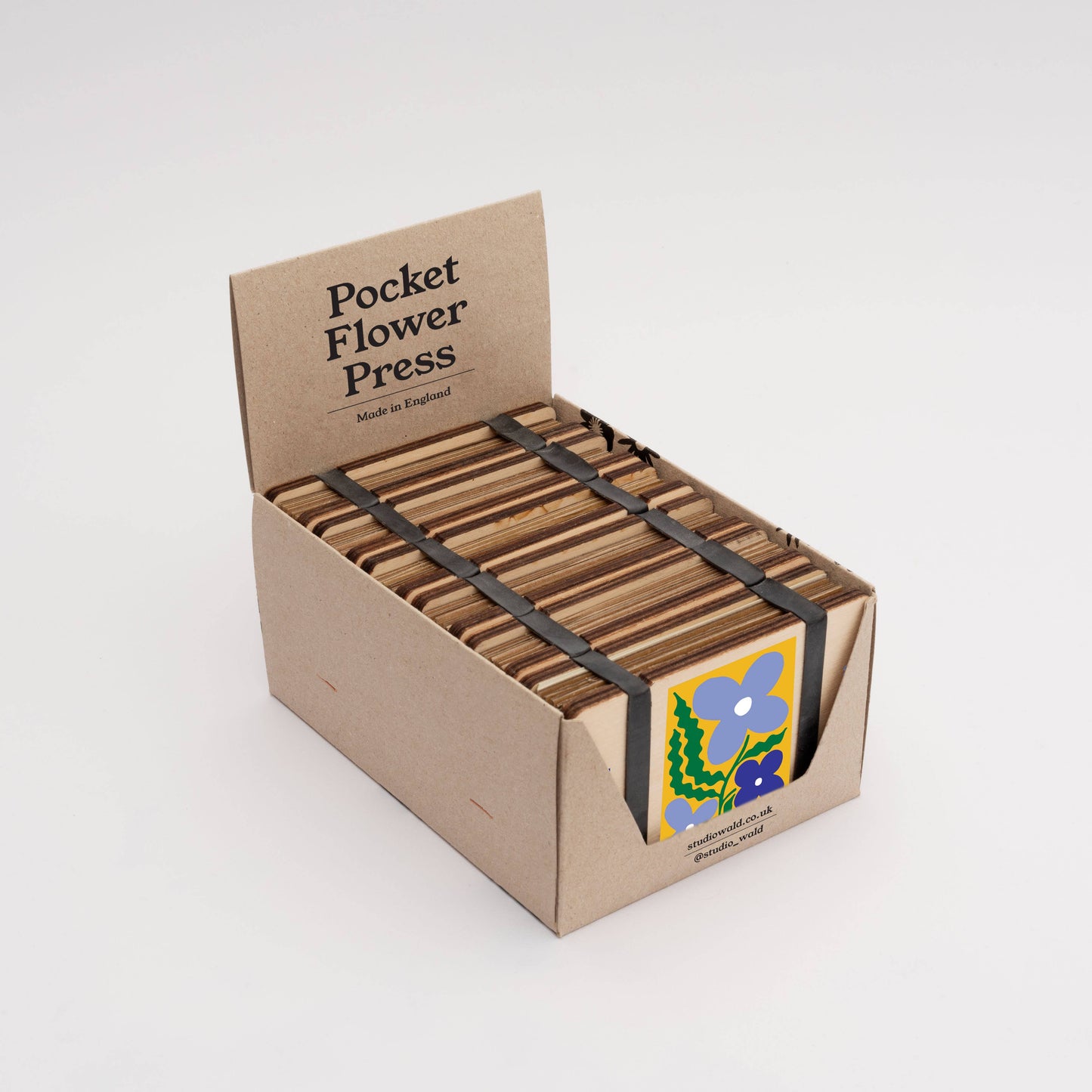 Pocket Flower Press by Studio Wald