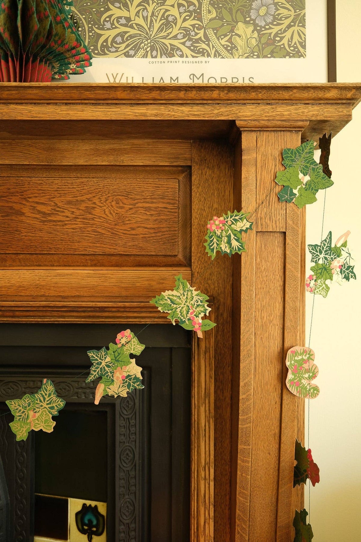 HOLLY AND IVY SEWN GARLAND