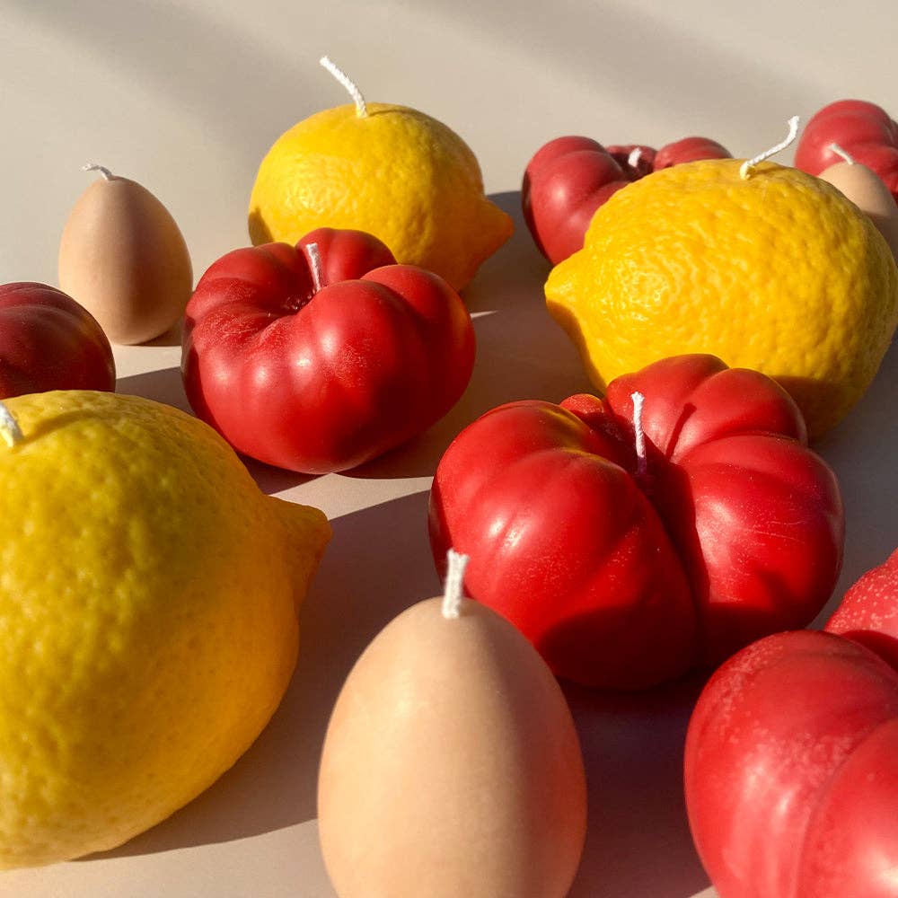 Heirloom Tomato Candle - Red: Red / Tomato Leaf / 3 Pack of Tomatoes