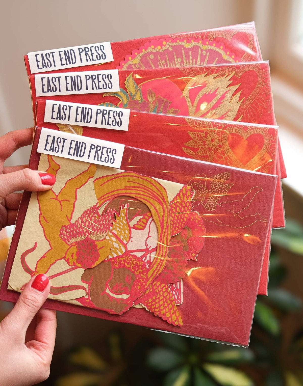 CUPID CONCERTINA GREETING CARD