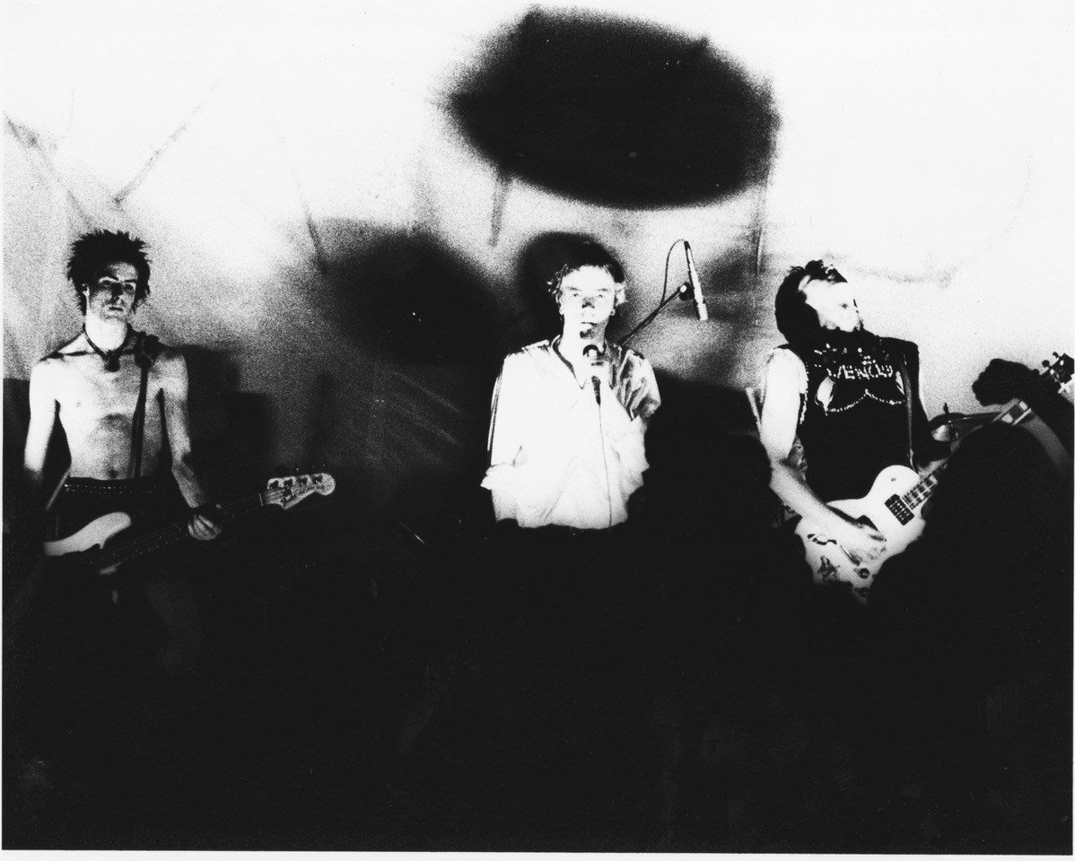 CRASH BANG: Pictures from a Punk 1976-1982  DB Burkeman