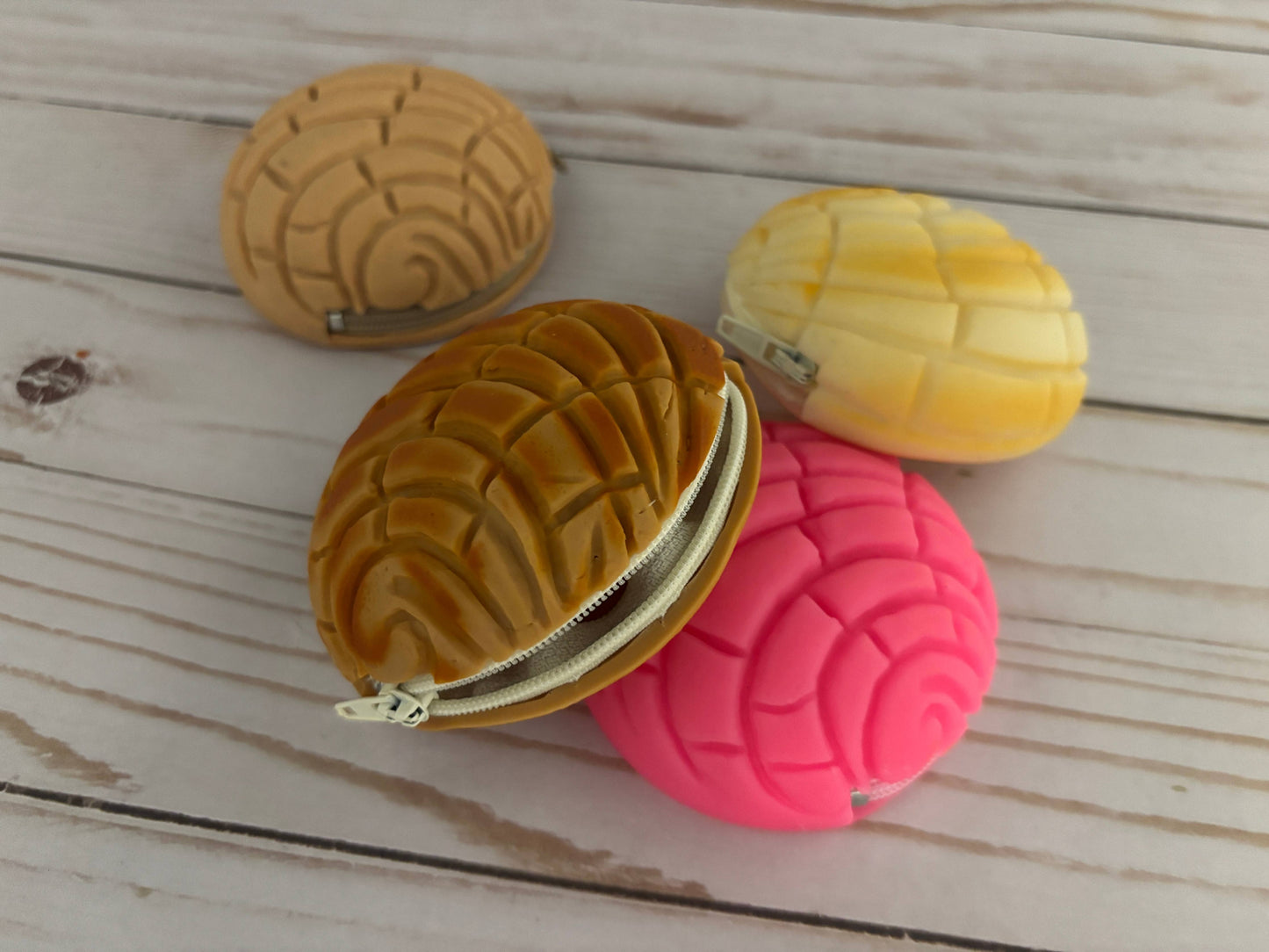 Coin Purse Lime or Bread Viva Greetings