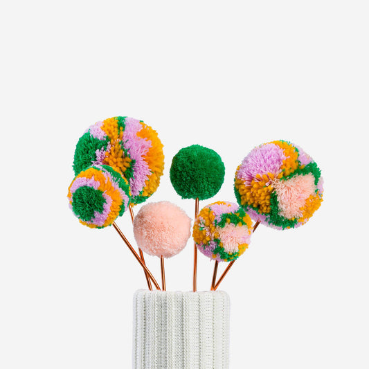 Pom Flower Bouquet: Kelly Peach