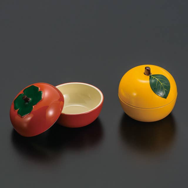 Isuke LACQUER WARE Small Case: Apple