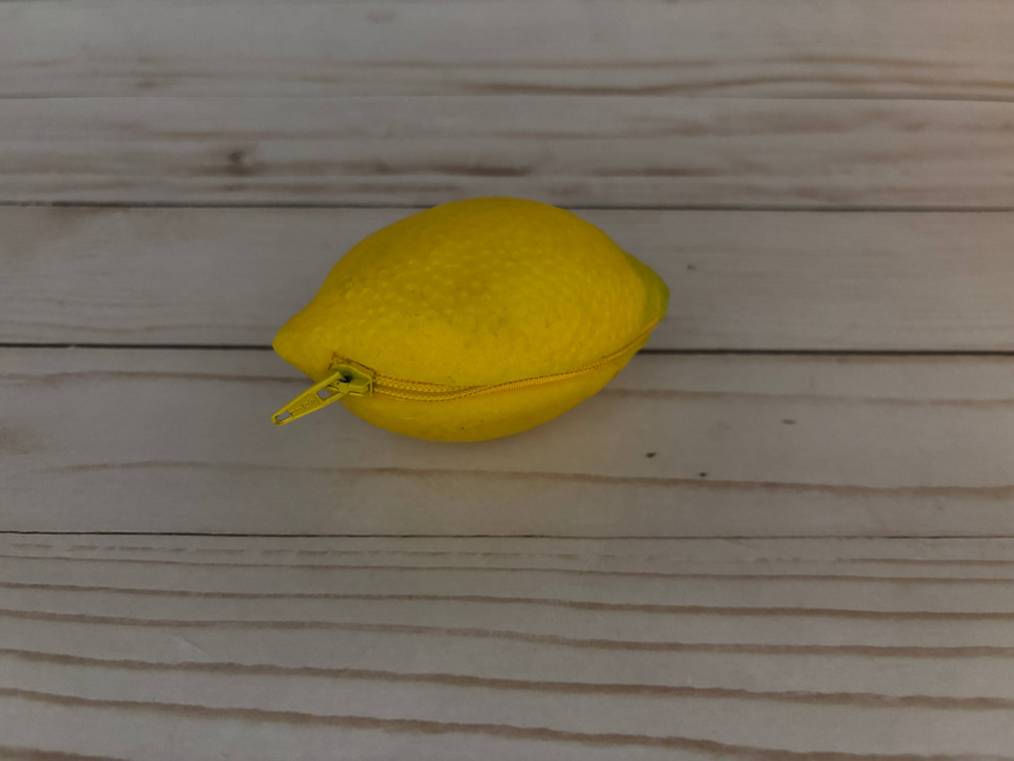 Gag Gift Coin Purse Lemon Lime: Yellow