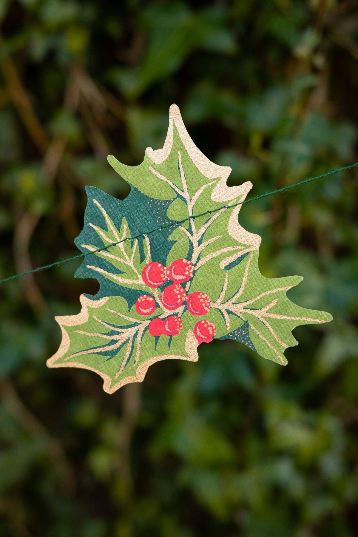 HOLLY AND IVY SEWN GARLAND
