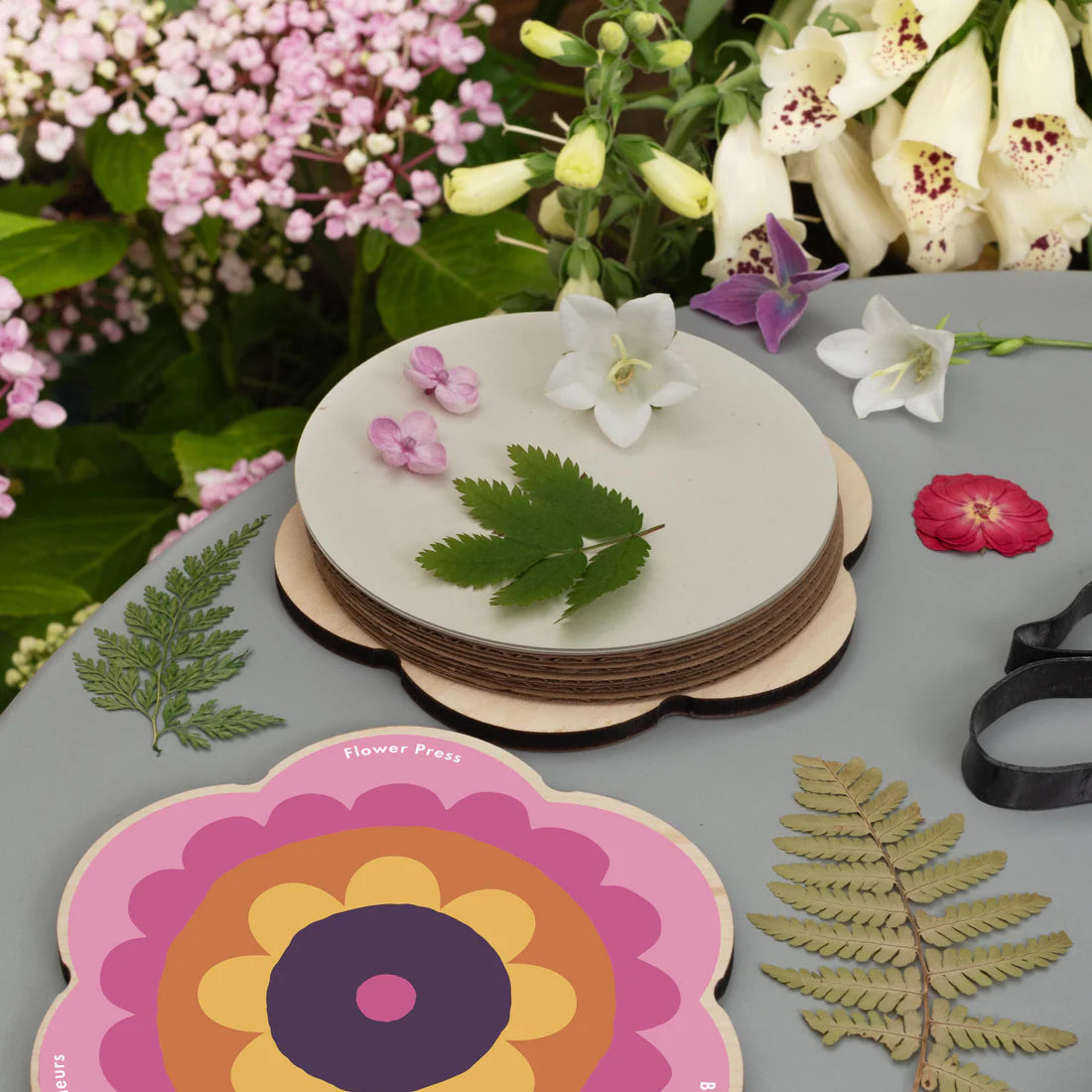 Flower Shaped Press by Studio Wald